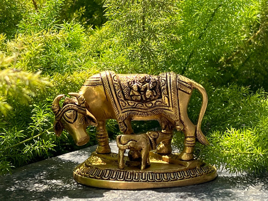 Pure Brass Gau Vasaru Idol – Designer Kamdhenu Cow and Calf (Inc)